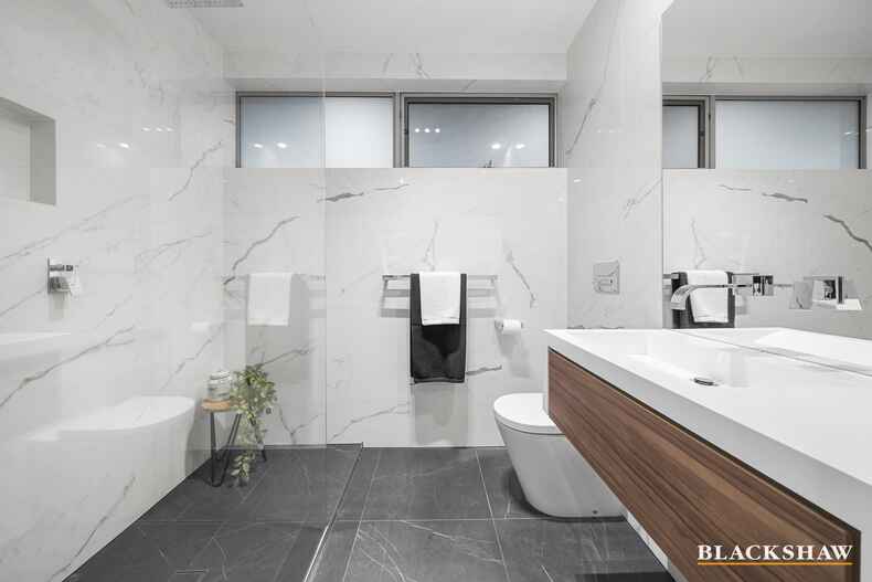 24 Ulysses Circuit Wright