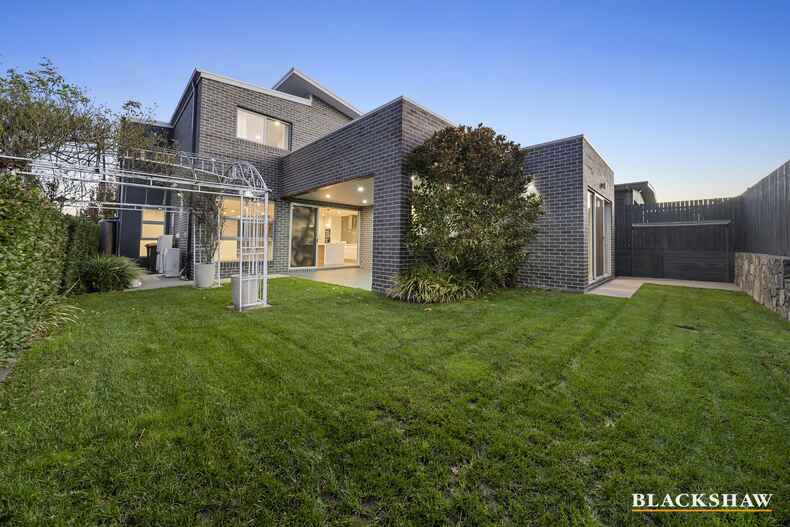 24 Ulysses Circuit Wright