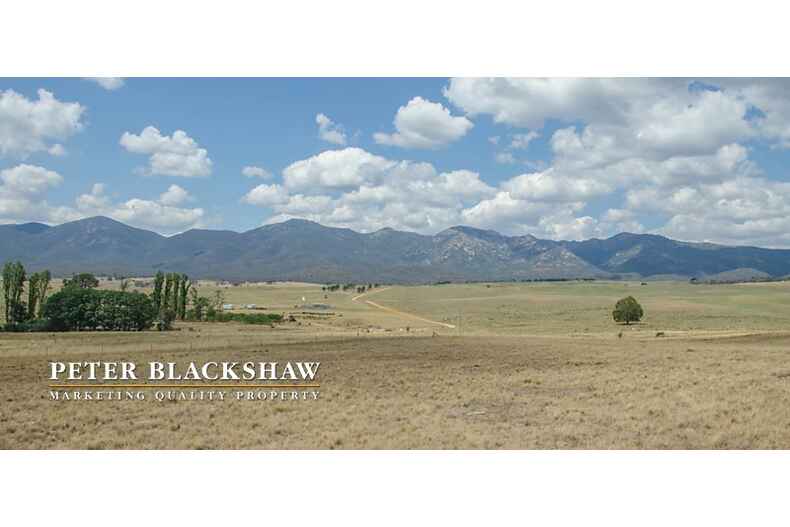 Tinderry Road Michelago