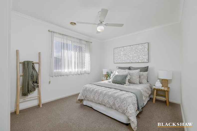 7 Hutchison Circuit Crestwood