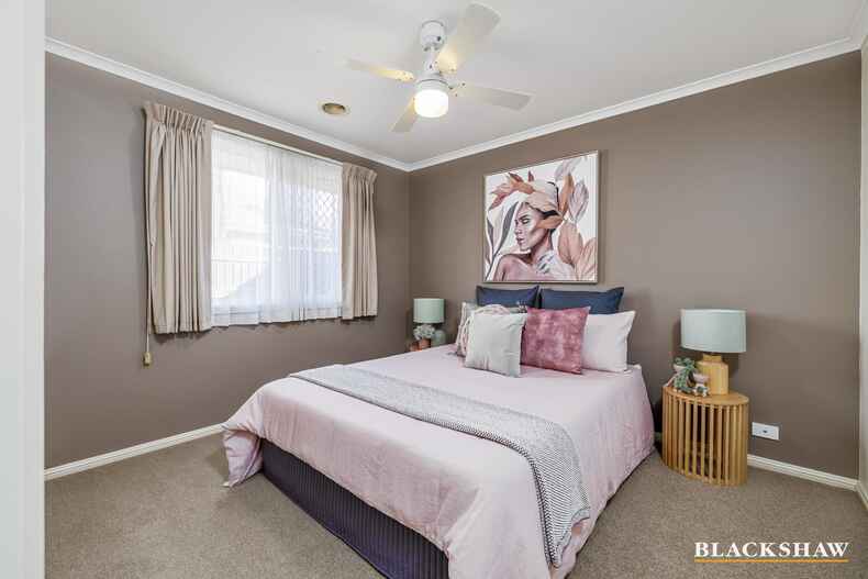 7 Hutchison Circuit Crestwood