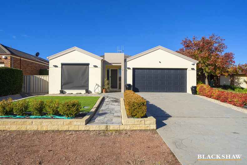 5 Coora Place Jerrabomberra