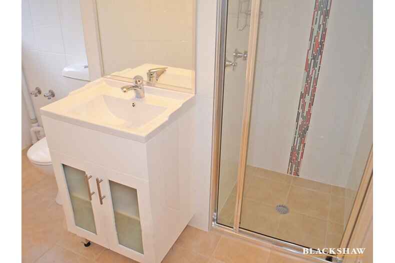 55D/60 Wattle Street Lyneham