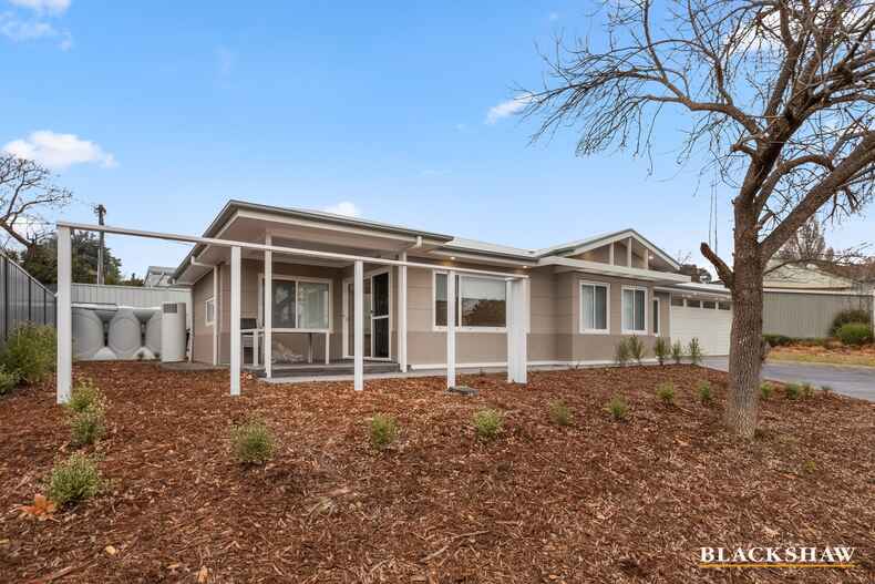 33 Maclaurin Crescent Chifley 33 Maclaurin Crescent Chifley