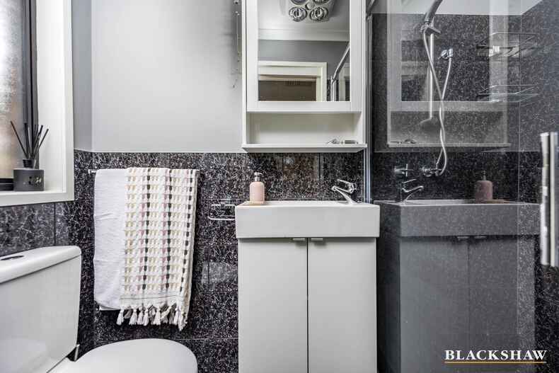 10 Tari Close Ngunnawal