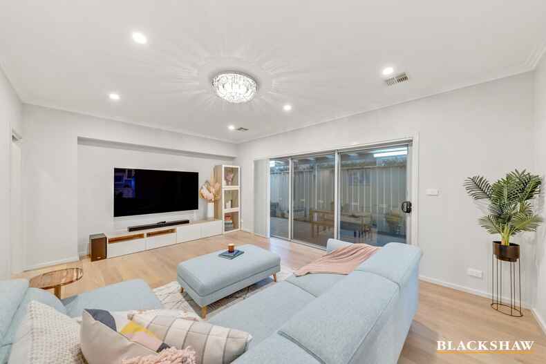 34 Cazneaux Crescent Weston 34 Cazneaux Crescent Weston