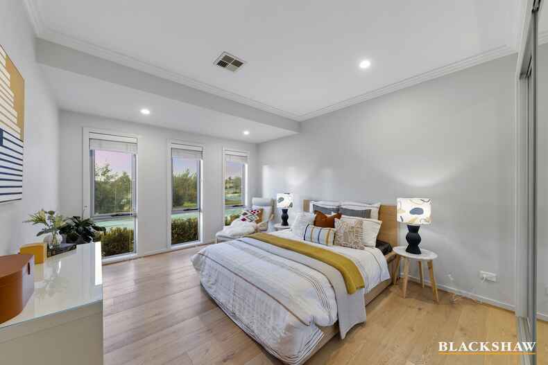 34 Cazneaux Crescent Weston 34 Cazneaux Crescent Weston