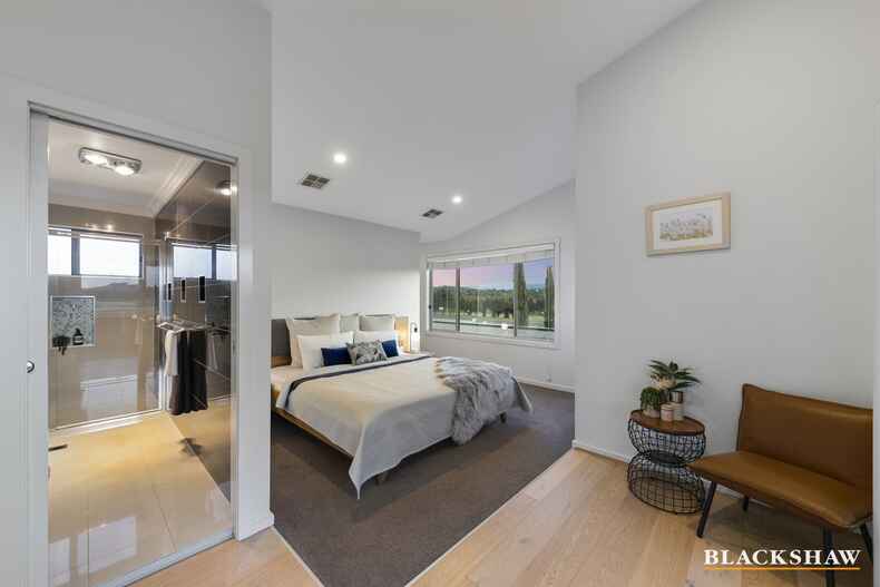 34 Cazneaux Crescent Weston 34 Cazneaux Crescent Weston