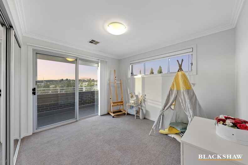 34 Cazneaux Crescent Weston 34 Cazneaux Crescent Weston