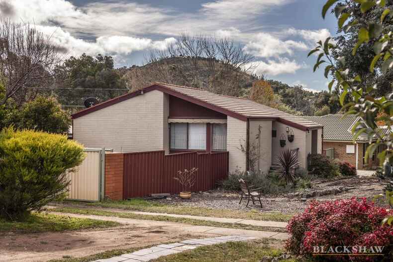 3 Lyall Crescent Kambah 3 Lyall Crescent Kambah