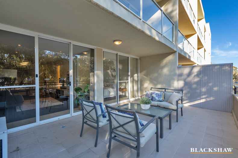 6/12 Challis Street Dickson