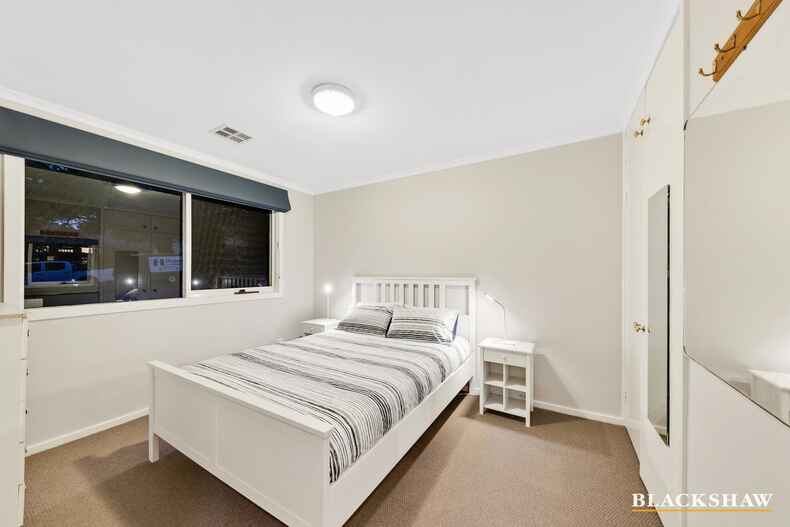 40 Jansz Crescent Griffith 40 Jansz Crescent Griffith