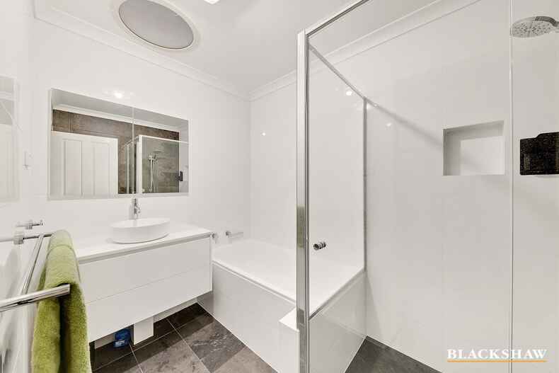 40 Jansz Crescent Griffith 40 Jansz Crescent Griffith