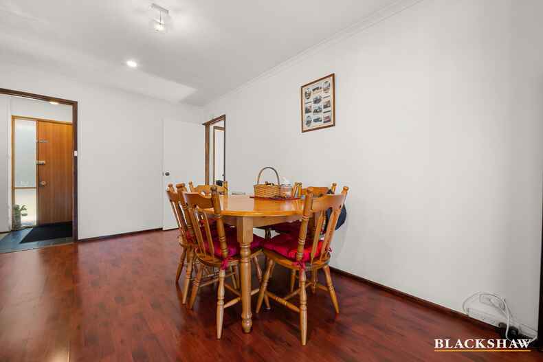 81 Costello Circuit Calwell