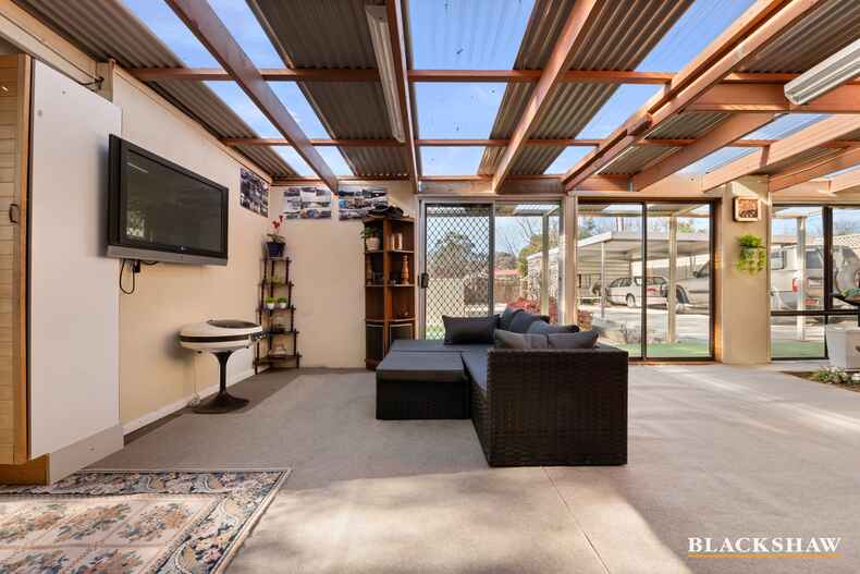 81 Costello Circuit Calwell