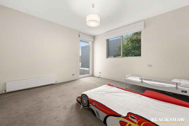 102 Jansz Crescent Griffith