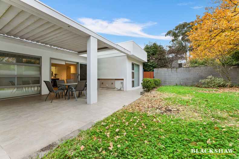 102 Jansz Crescent Griffith