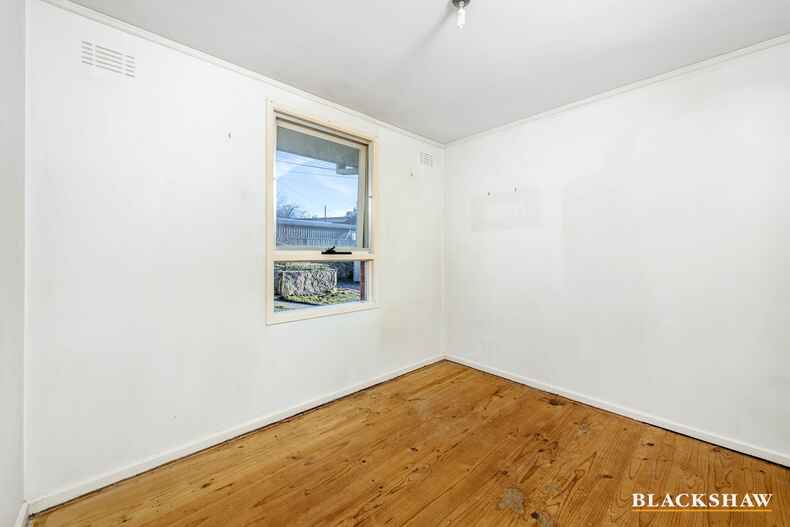 30 Burkitt Street Page