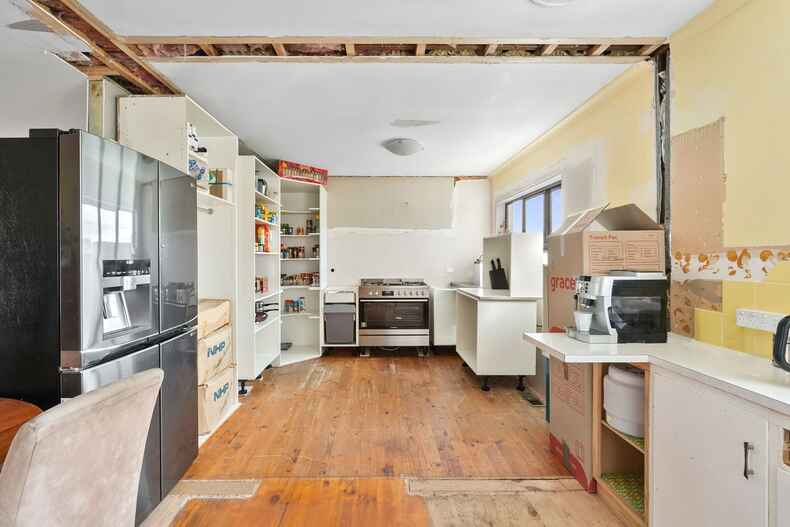 31 Hensman Place Latham 31 Hensman Place Latham