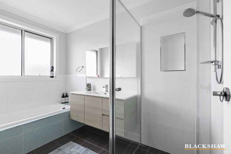 28 John Penn Drive Tomakin 28 John Penn Drive Tomakin