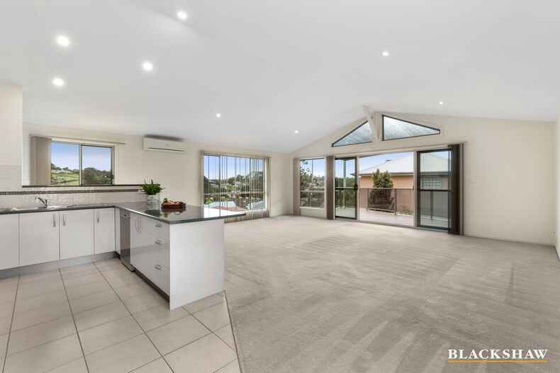 2/3a Eric Fenning Drive Surf Beach 2/3a Eric Fenning Drive Surf Beach