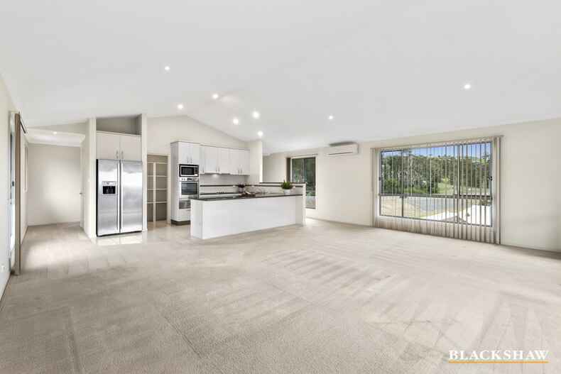 2/3a Eric Fenning Drive Surf Beach 2/3a Eric Fenning Drive Surf Beach