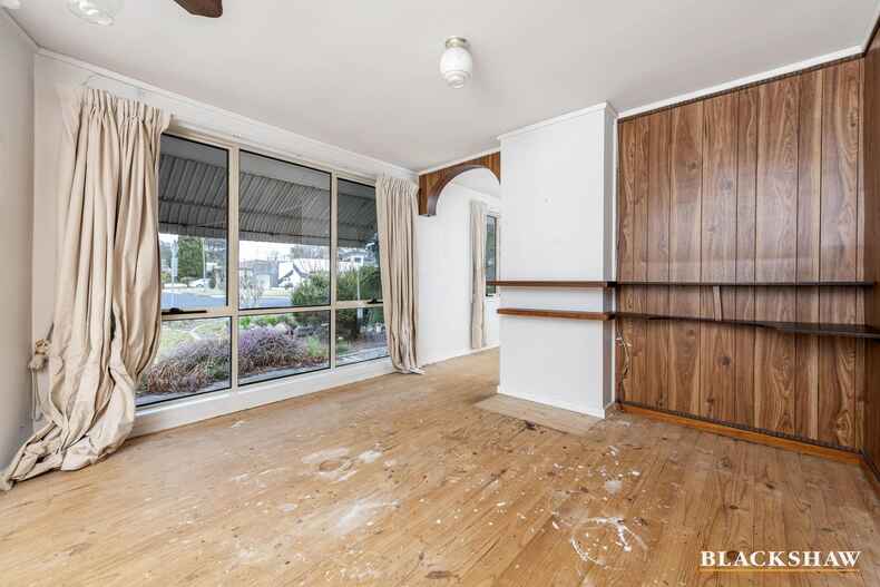 35 Matina Street Narrabundah 35 Matina Street Narrabundah