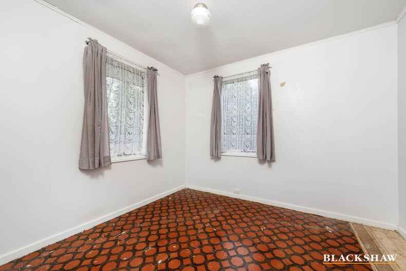 35 Matina Street Narrabundah 35 Matina Street Narrabundah