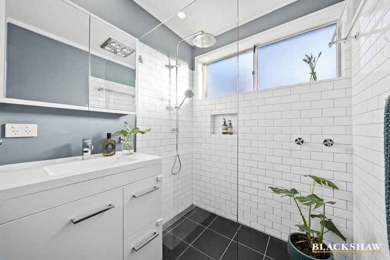 4 Roberts Street Macquarie 4 Roberts Street Macquarie