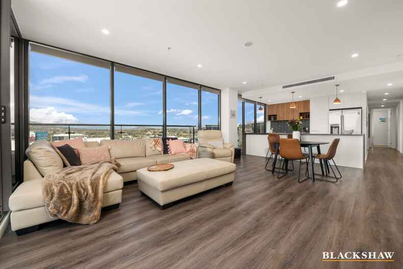 270/15 Irving Street Phillip 270/15 Irving Street Phillip