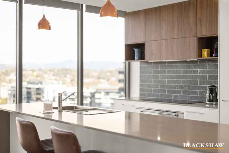 270/15 Irving Street Phillip 270/15 Irving Street Phillip