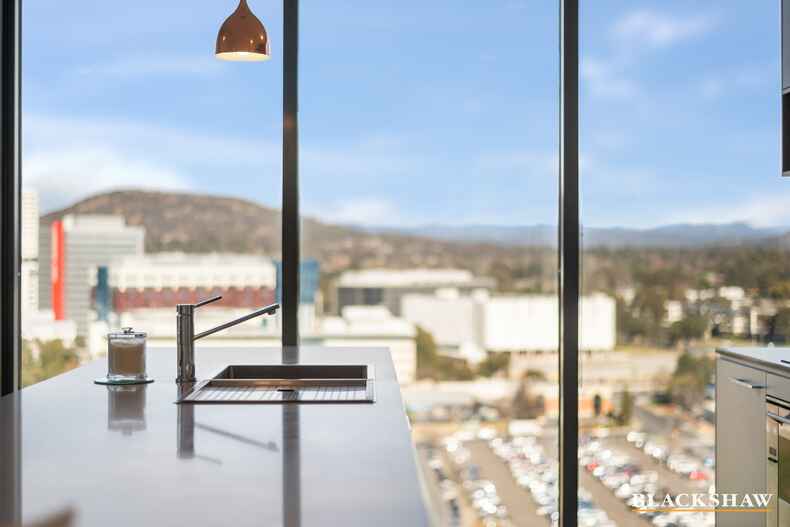 270/15 Irving Street Phillip 270/15 Irving Street Phillip