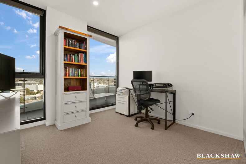 270/15 Irving Street Phillip 270/15 Irving Street Phillip