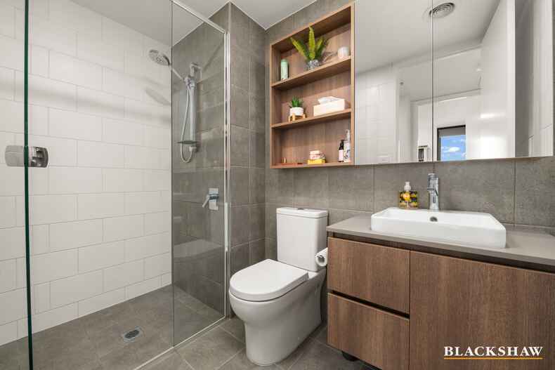 270/15 Irving Street Phillip 270/15 Irving Street Phillip