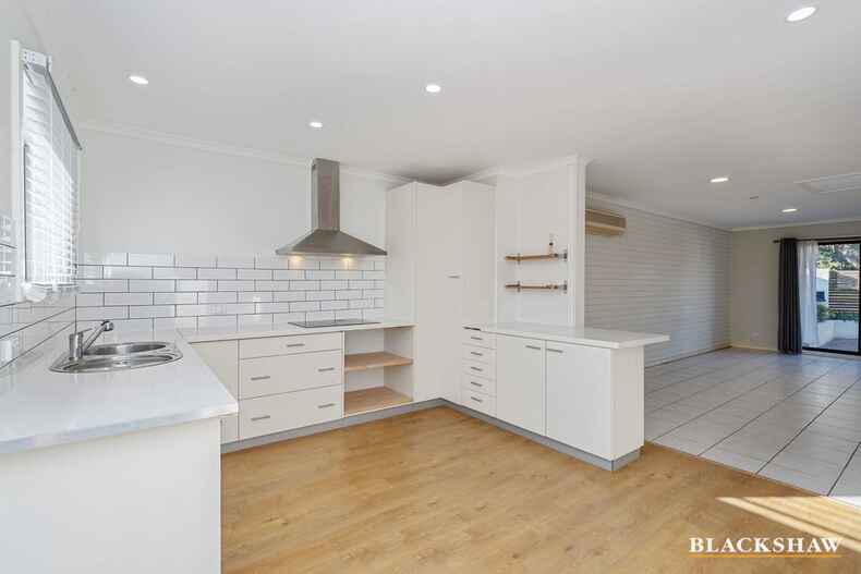 16 Broadsmith Street Scullin