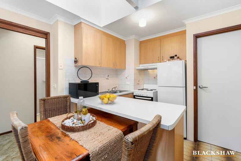 5/1 Drinnan Close Surf Beach