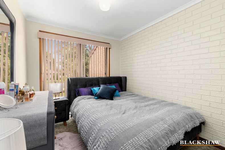 5/1 Drinnan Close Surf Beach