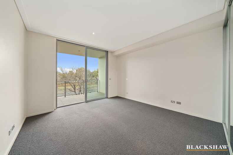 16/15 Coranderrk Street City