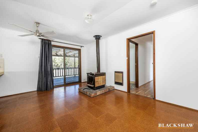 10 Schuler Place Mckellar 10 Schuler Place Mckellar