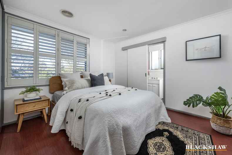 12 Parer Place Scullin