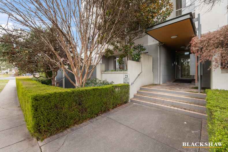 86/23 Macquarie Street Barton