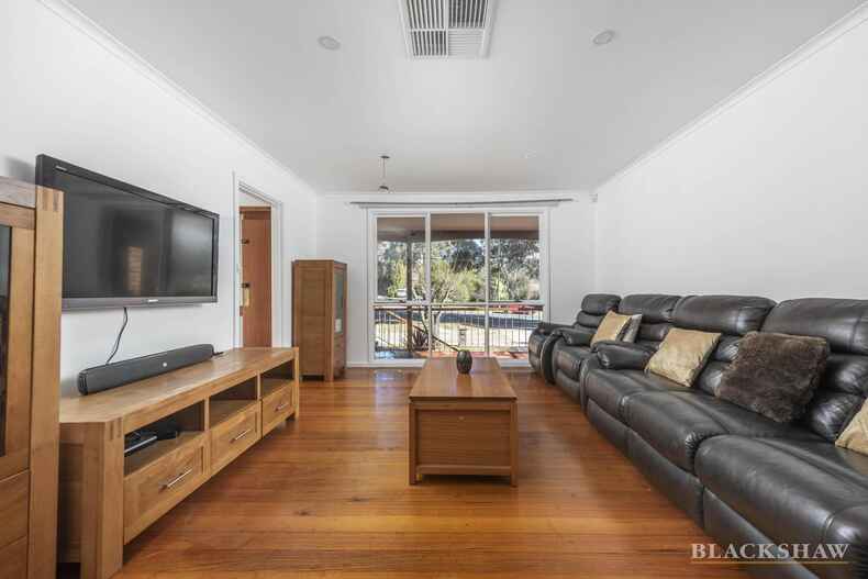 189 Namatjira Drive Fisher 189 Namatjira Drive Fisher