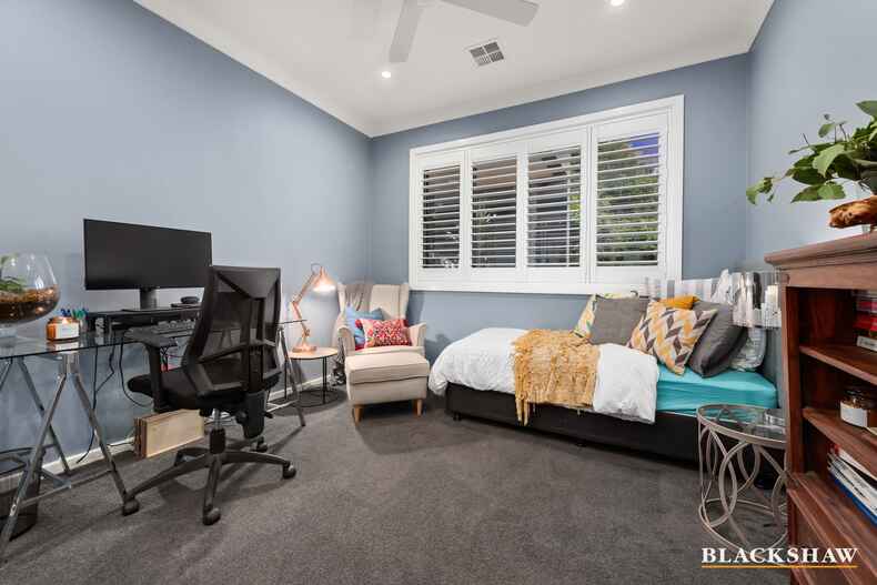 28 Schwarz Place Flynn 28 Schwarz Place Flynn