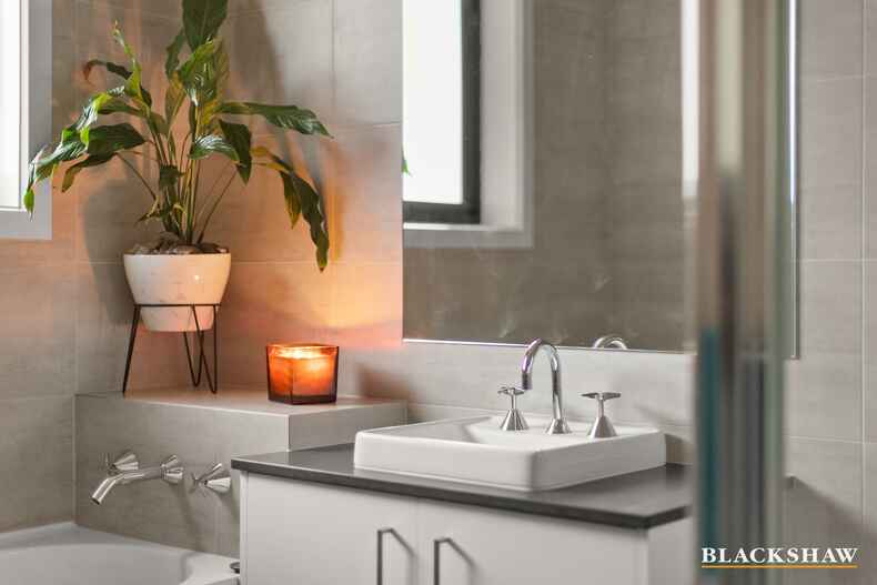 28 Schwarz Place Flynn 28 Schwarz Place Flynn