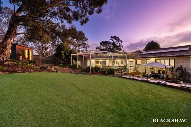 28 Schwarz Place Flynn 28 Schwarz Place Flynn