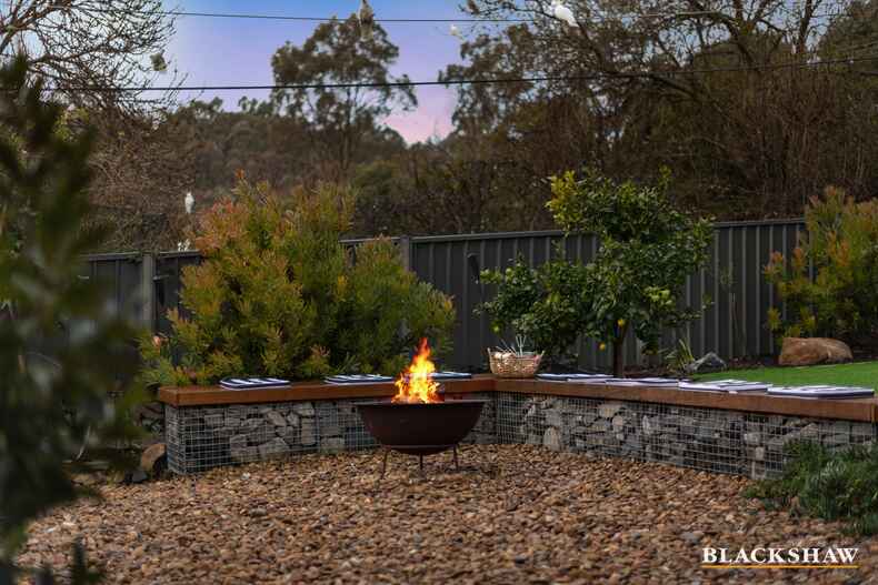 28 Schwarz Place Flynn 28 Schwarz Place Flynn