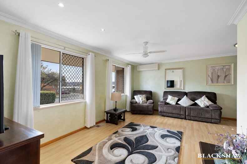 2B Adams Street Queanbeyan 2B Adams Street Queanbeyan