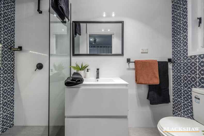 16 Mawalan Street Ngunnawal 16 Mawalan Street Ngunnawal