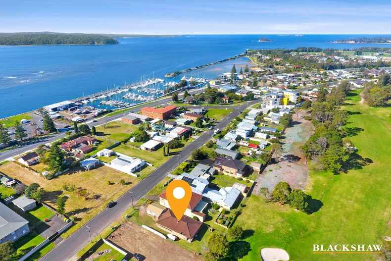 4 Golf Links Drive Batemans Bay 4 Golf Links Drive Batemans Bay