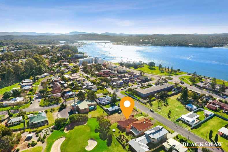 4 Golf Links Drive Batemans Bay 4 Golf Links Drive Batemans Bay
